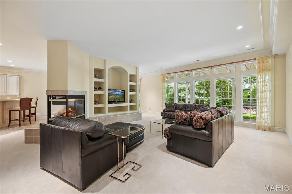 740 Stonebluff Court