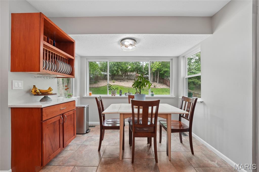 2517 Maple Crossing Drive