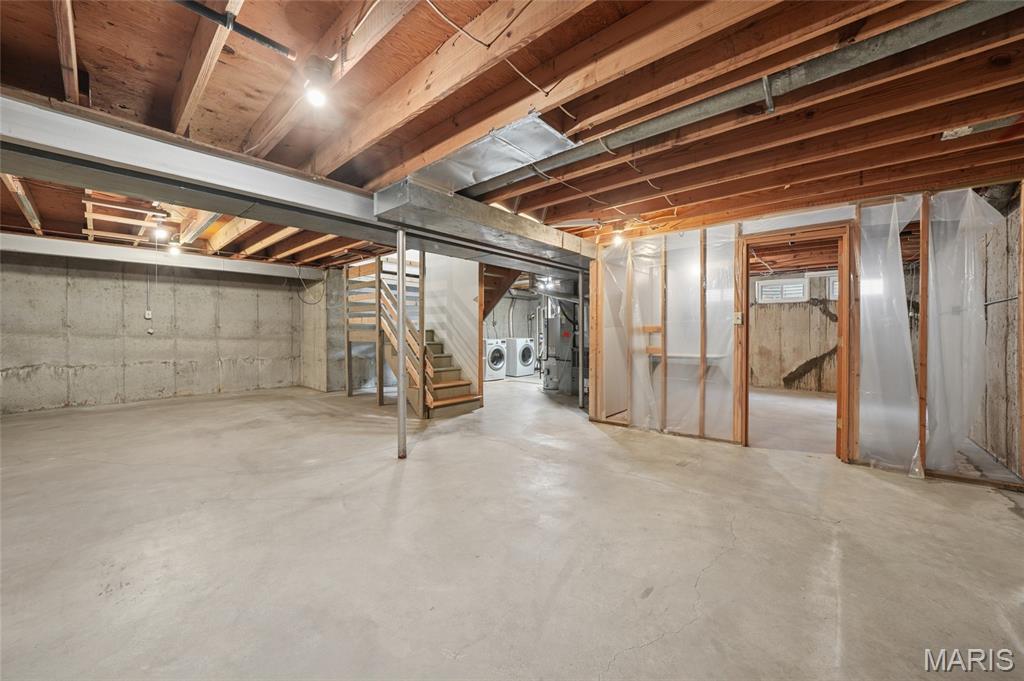 2517 Maple Crossing Drive