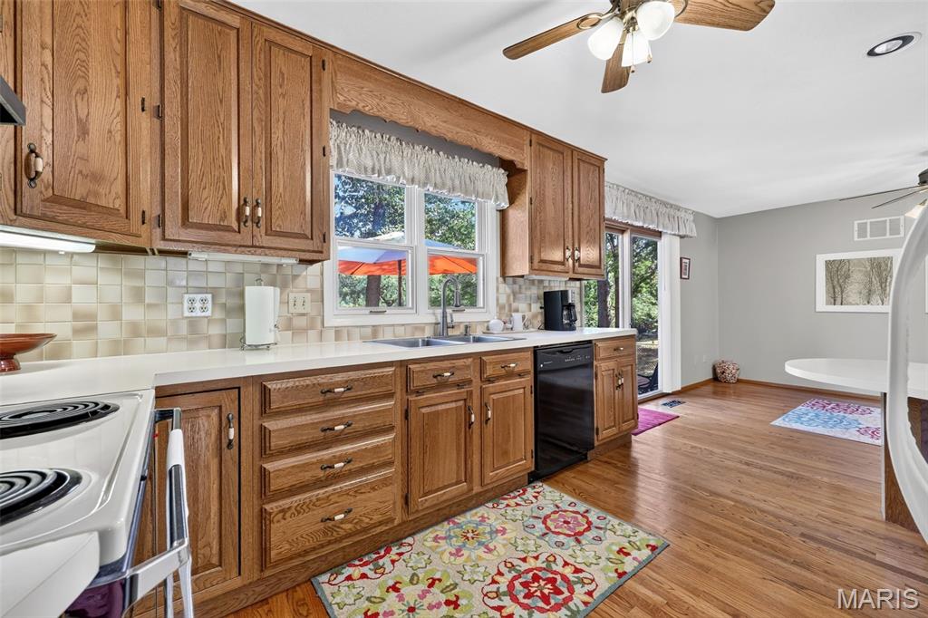 545 Lemonwood Drive