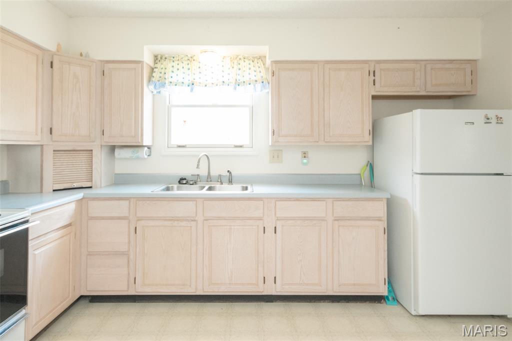 1314 E 5th Street