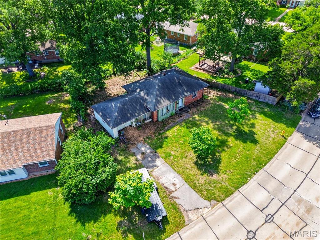 711 Chopin Drive