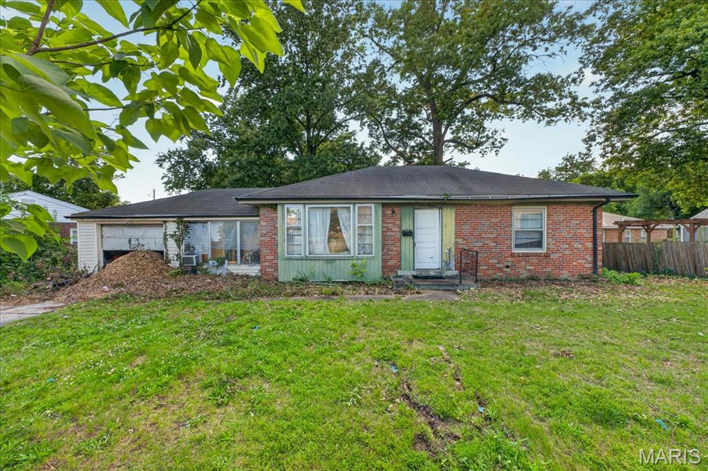 711 Chopin Drive