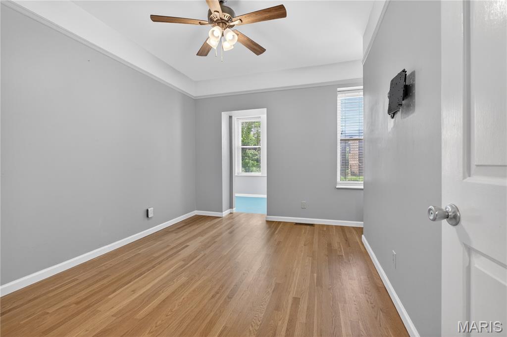 5572 Waterman Boulevard Unit: 1W