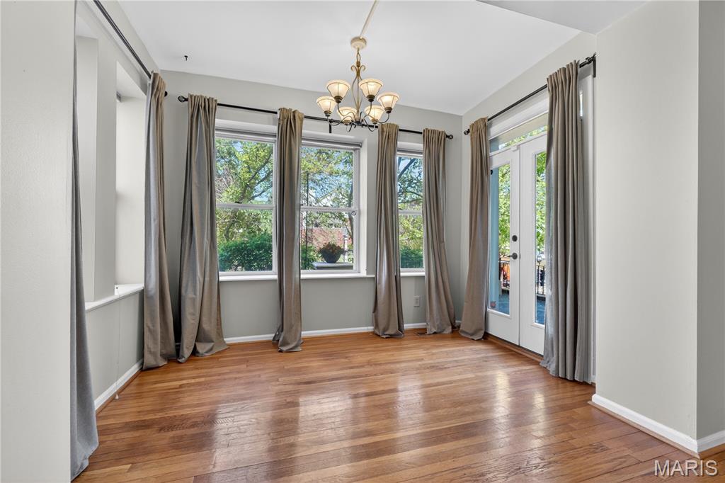 5572 Waterman Boulevard Unit: 1W