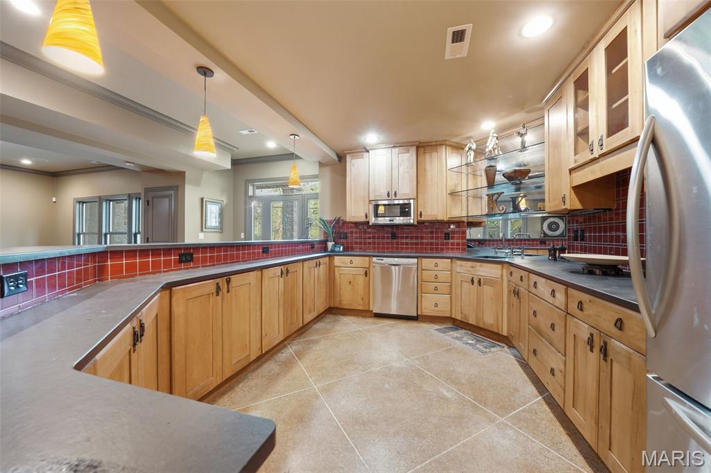 10600 Country View Drive Drive