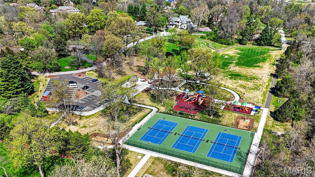 10600 Country View Drive Drive