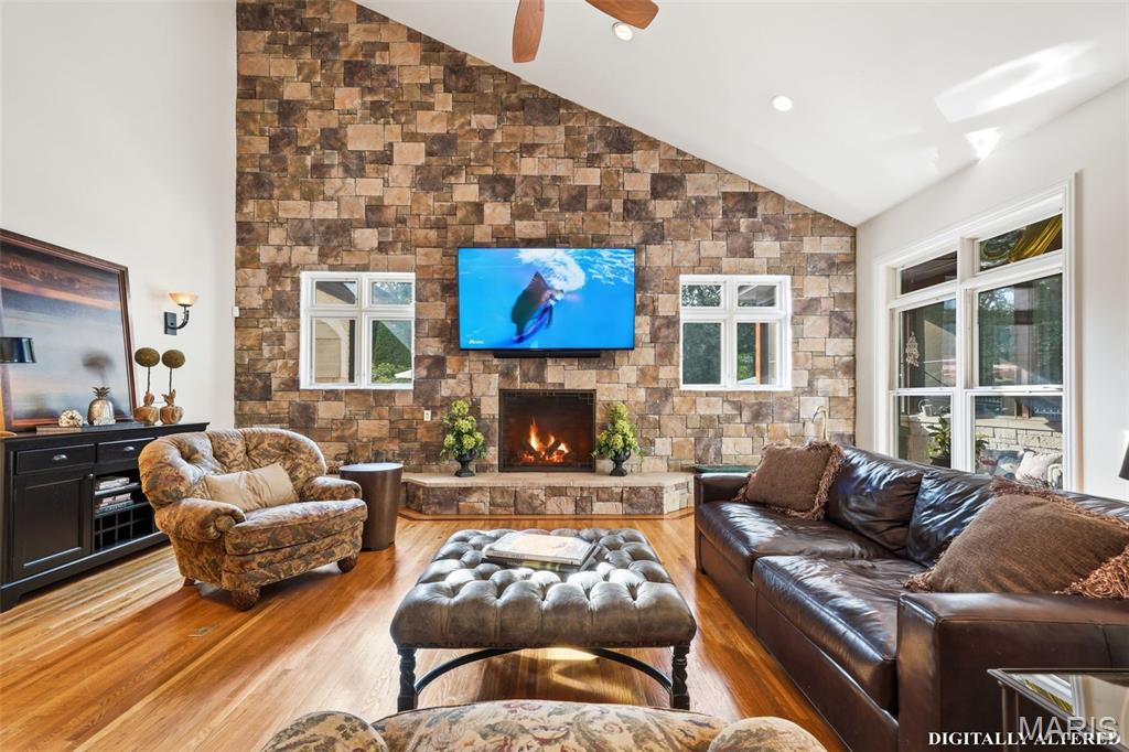 10600 Country View Drive Drive