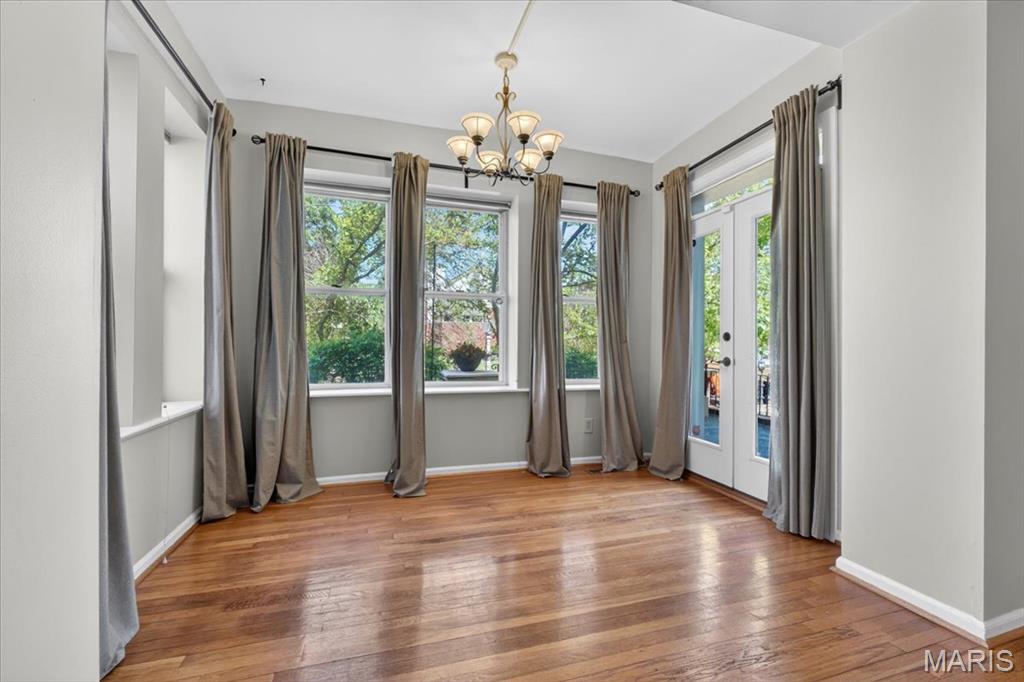 5572 Waterman Boulevard Unit: 1W
