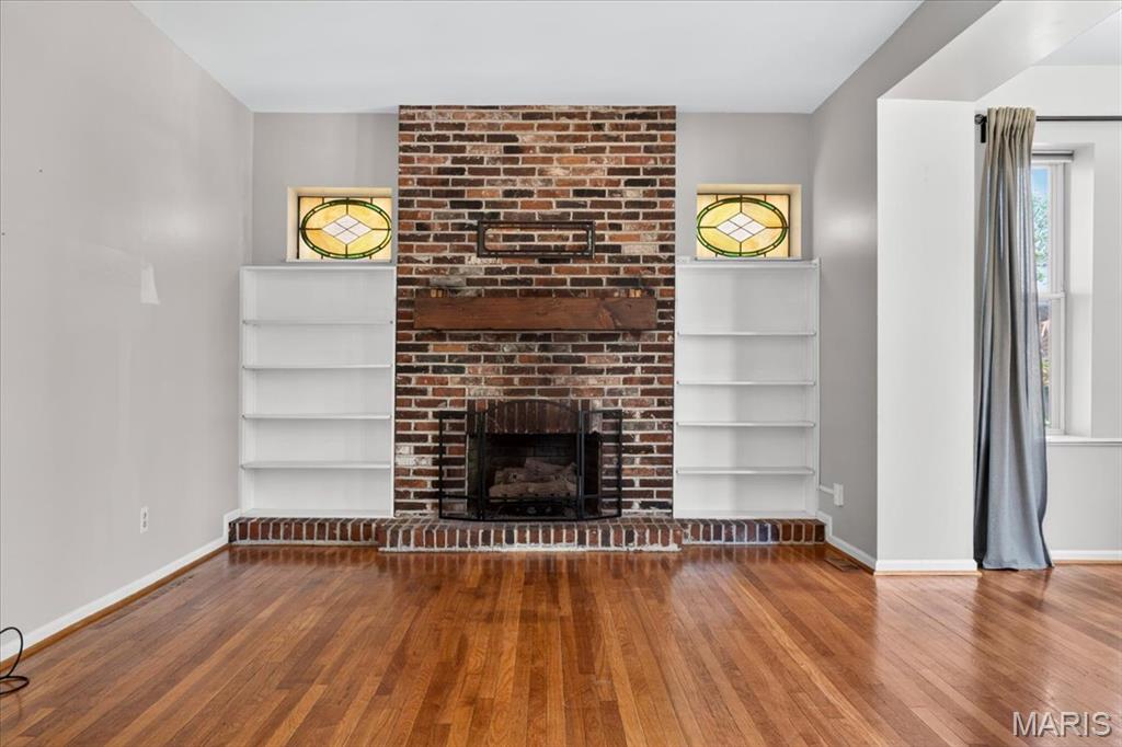 5572 Waterman Boulevard Unit: 1W