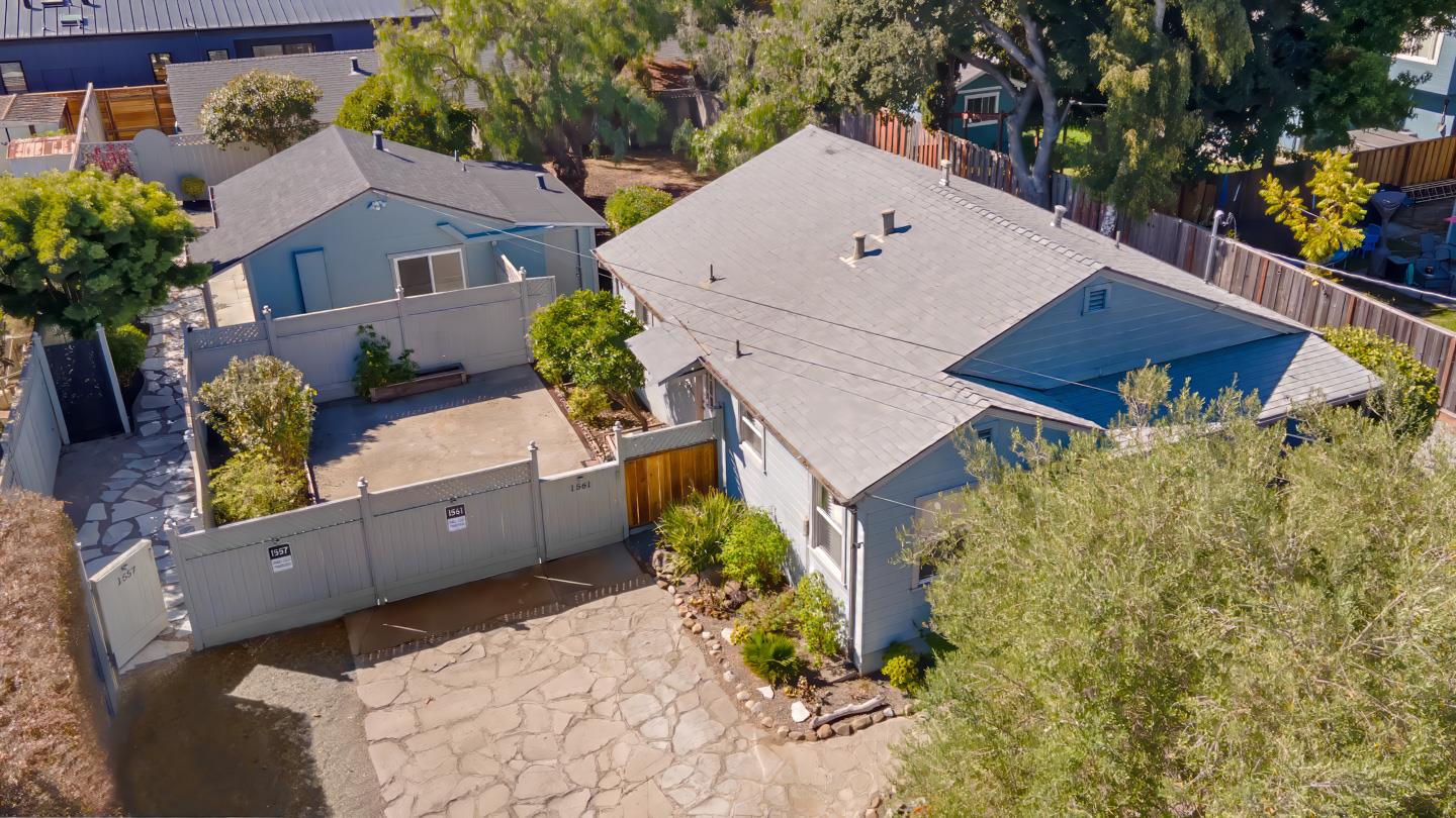 1557-1561 30th Avenue