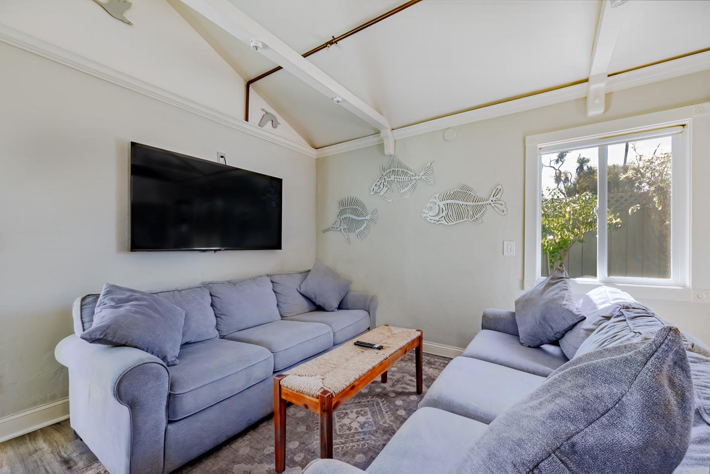 1557-1561 30th Avenue