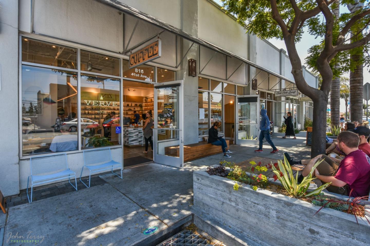 1557-1561 30th Avenue