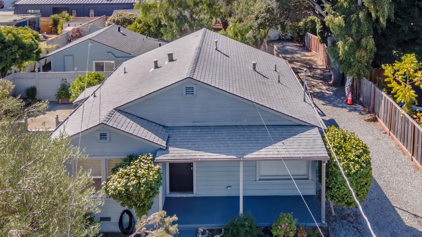 1557-1561 30th Avenue