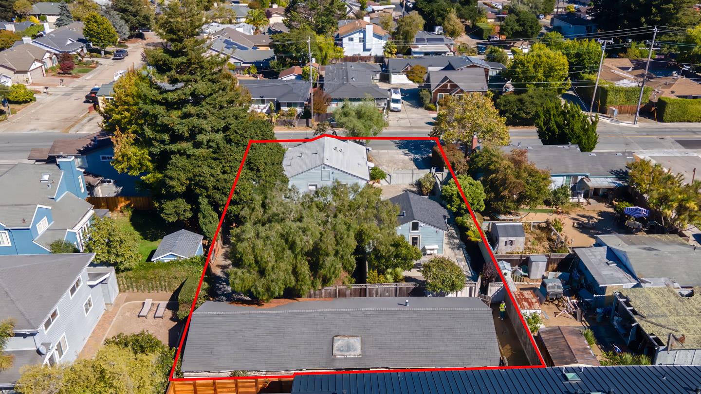 1557-1561 30th Avenue