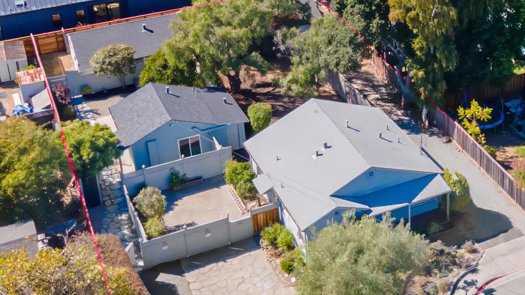 15571561 30th Avenue