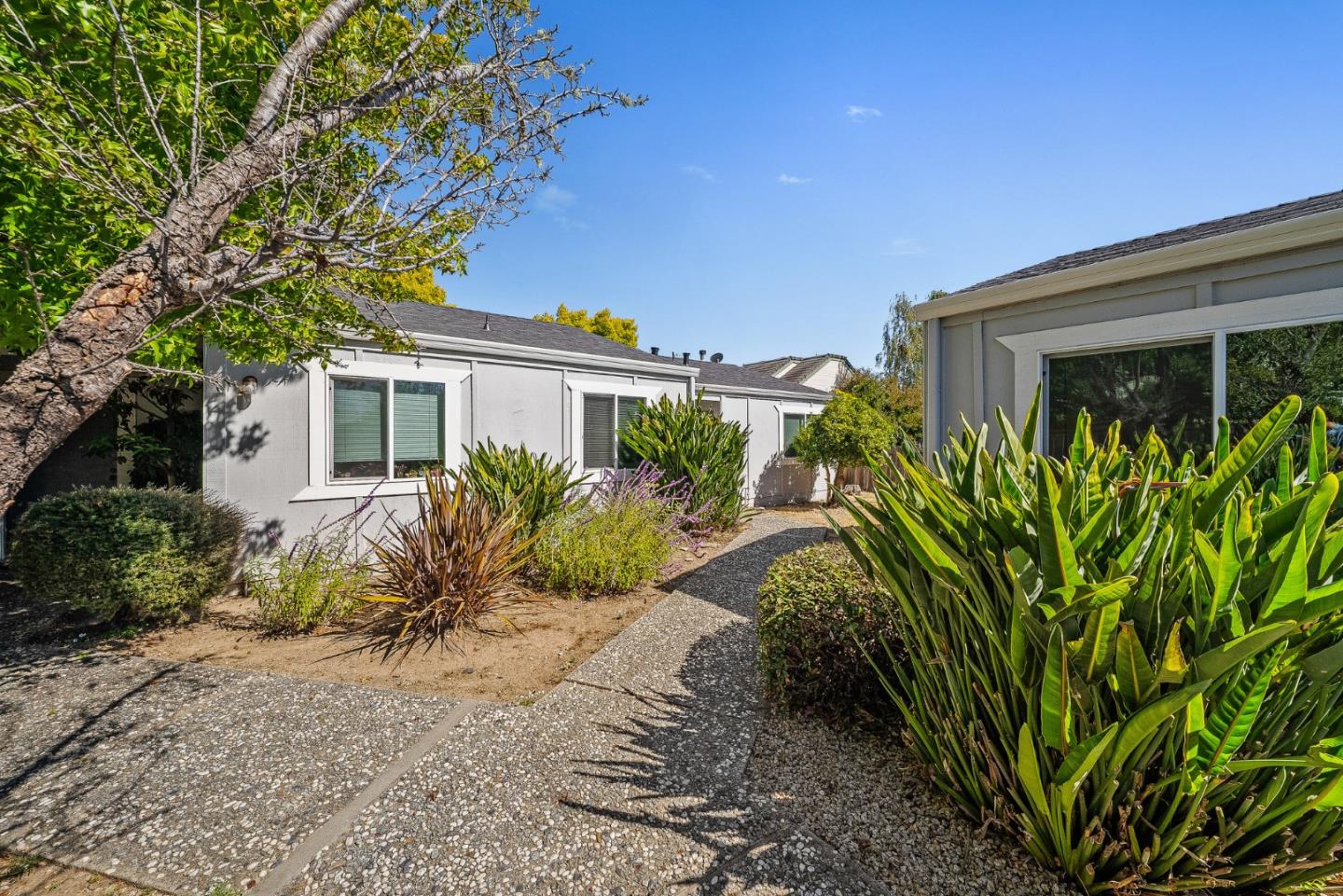 3268 Mission Drive
