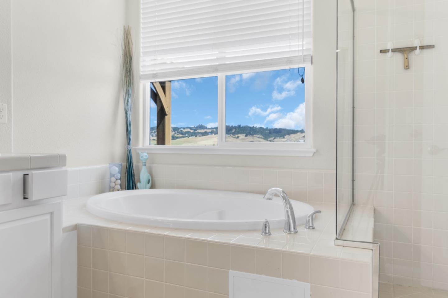 820 Via Vaquero Norte