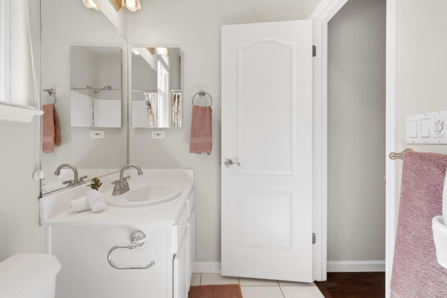 820 Via Vaquero Norte