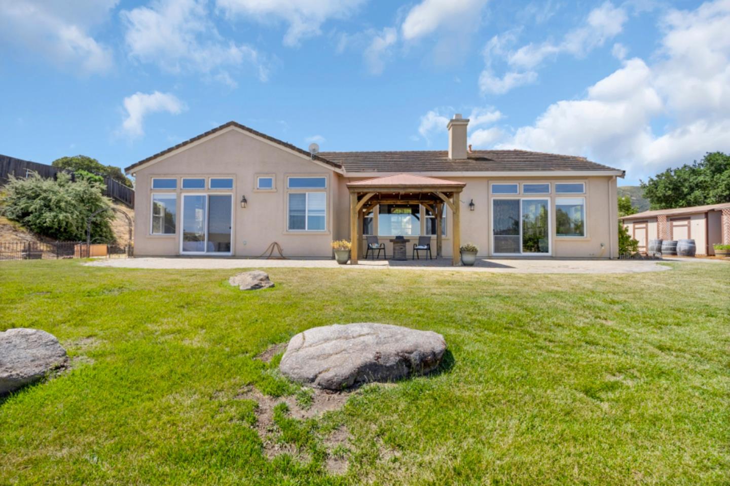 820 Via Vaquero Norte