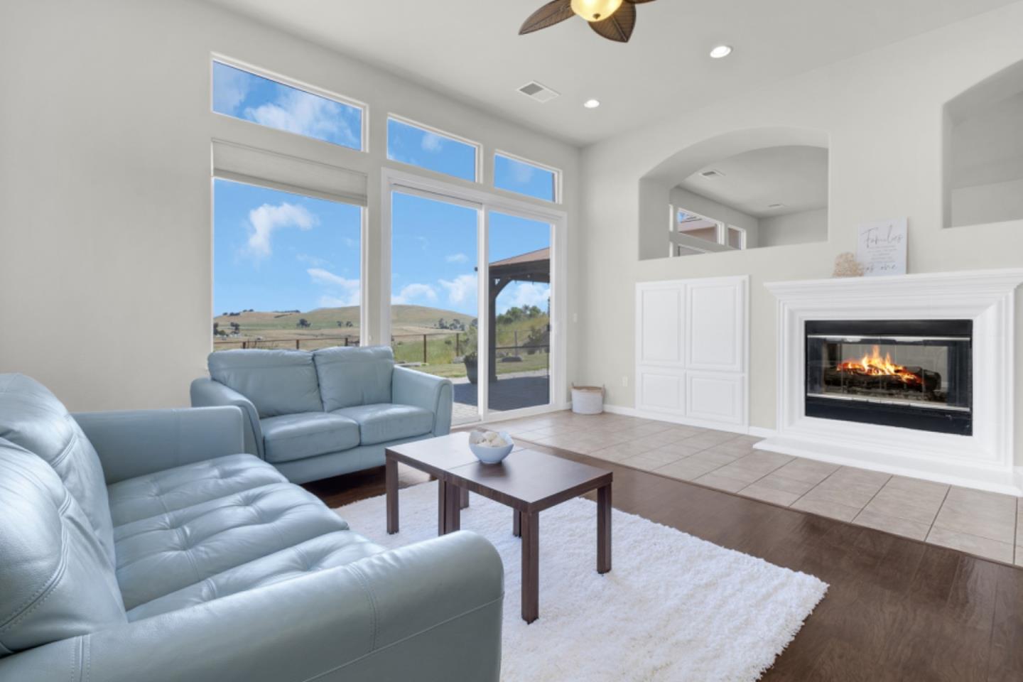 820 Via Vaquero Norte