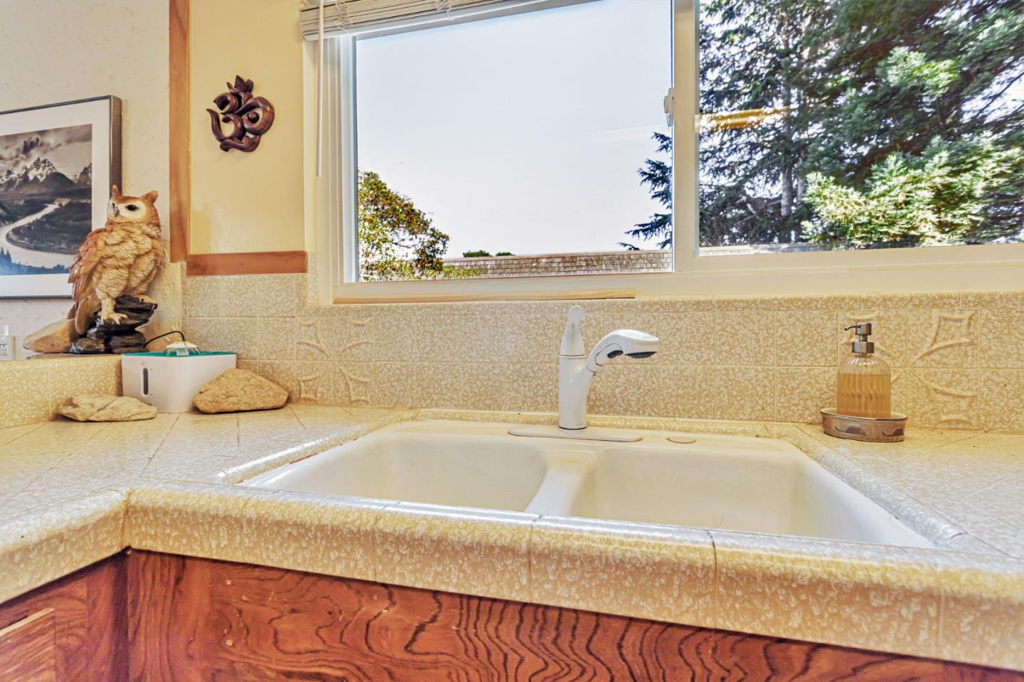 1020 Green Valley Road