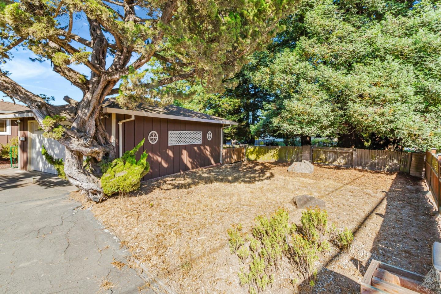 1020 Green Valley Road