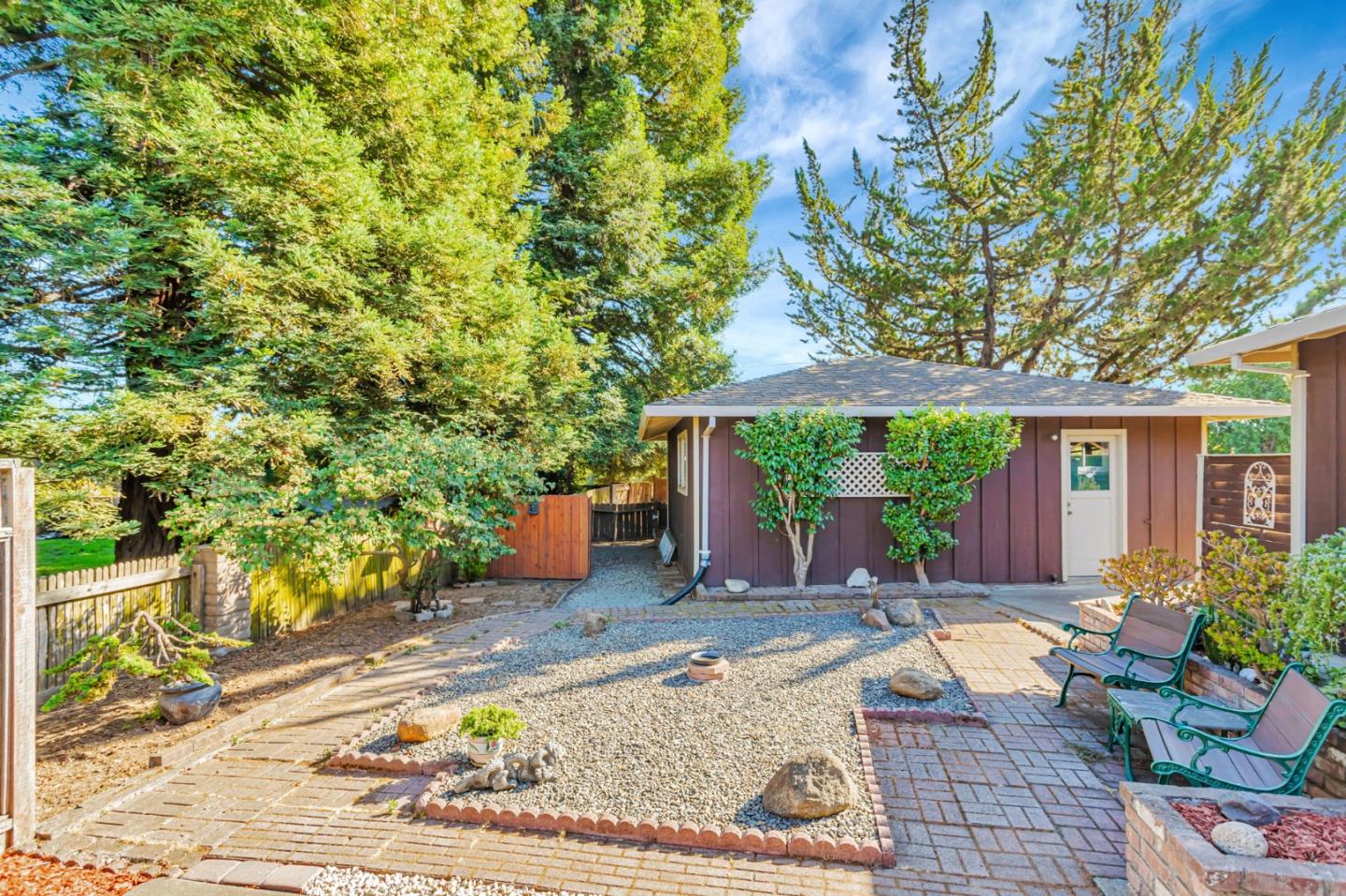 1020 Green Valley Road