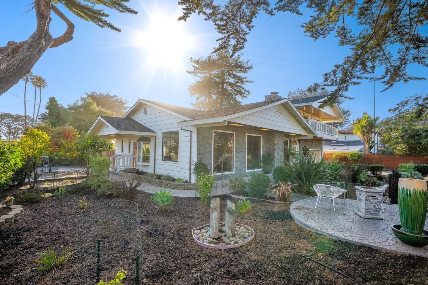 320 Cliff Drive