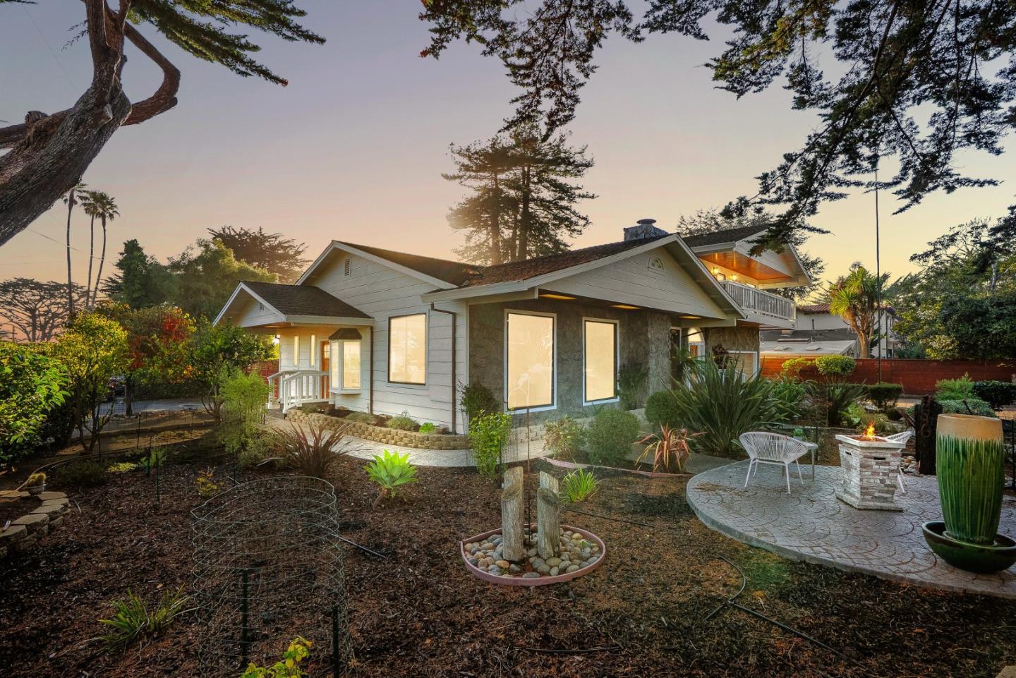320 Cliff Drive