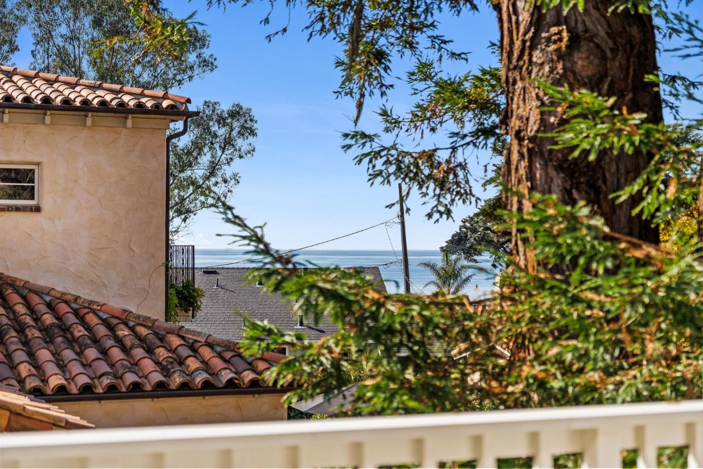 320 Cliff Drive