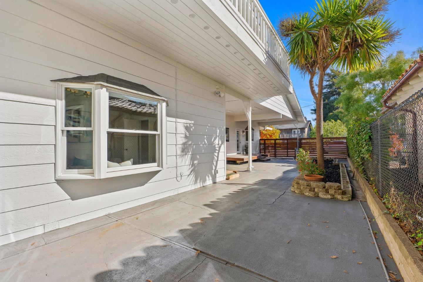 320 Cliff Drive