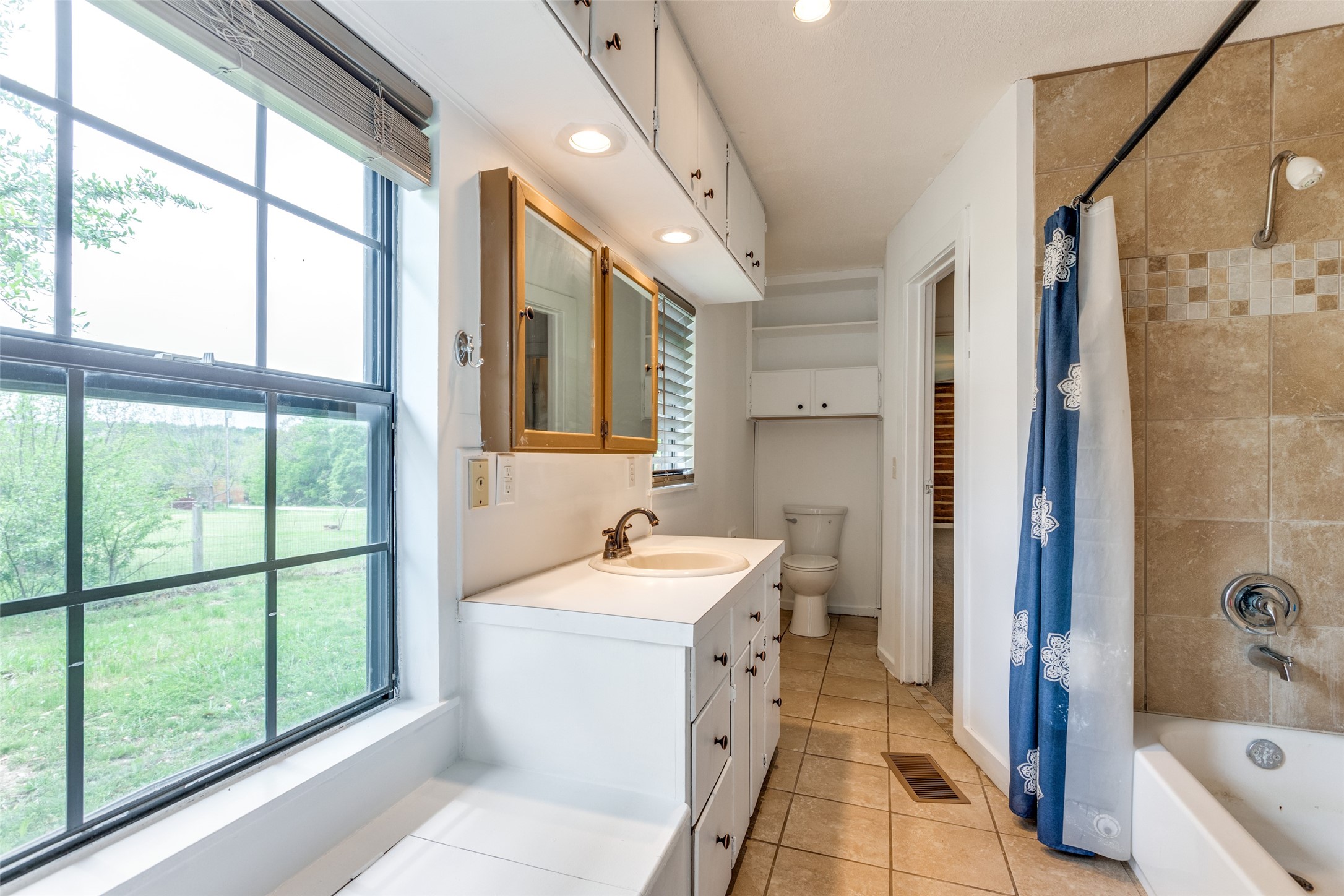763 Cedar Oak Drive
