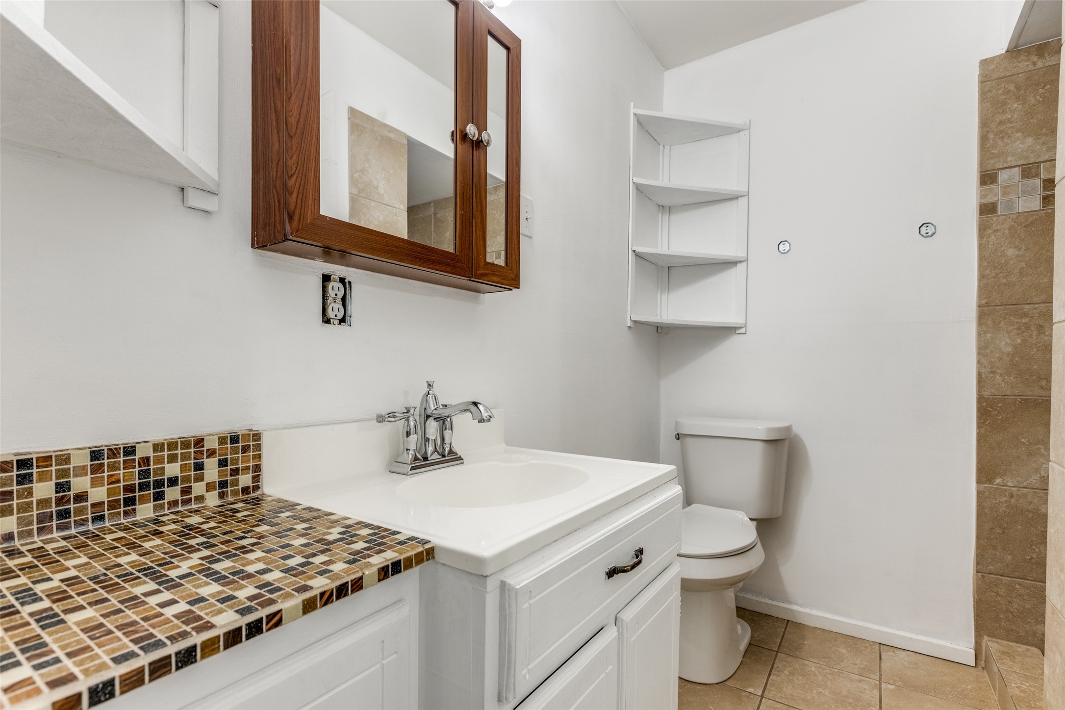 763 Cedar Oak Drive