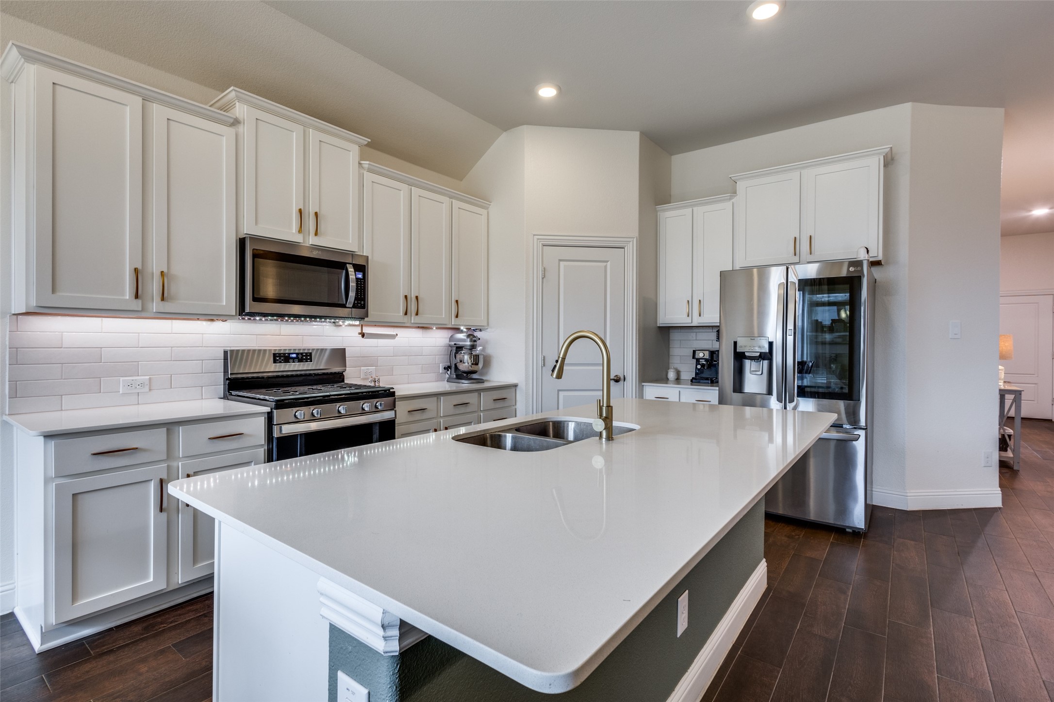 11033 Gold Pan Trail