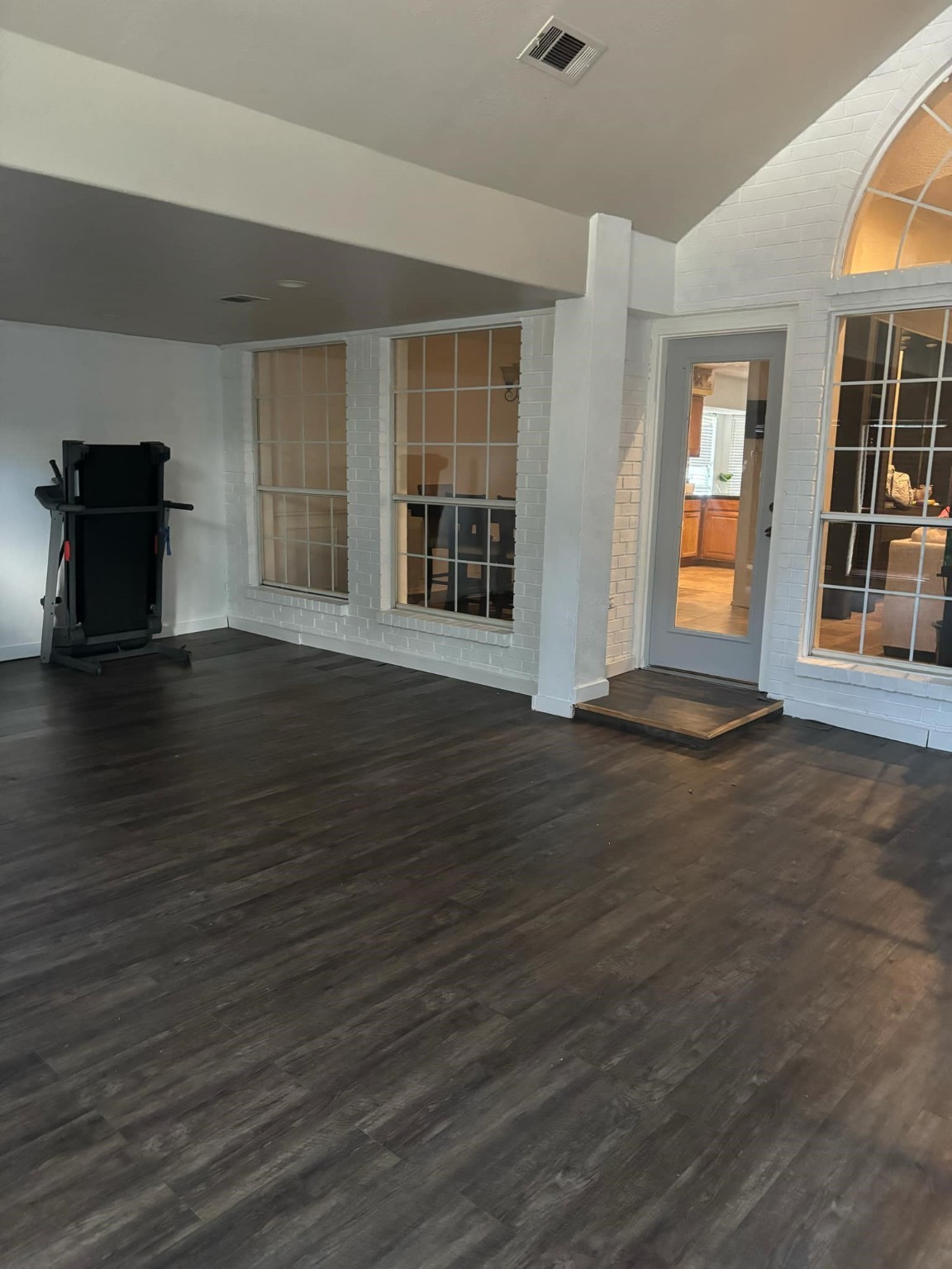 604 Oak Meadow Drive