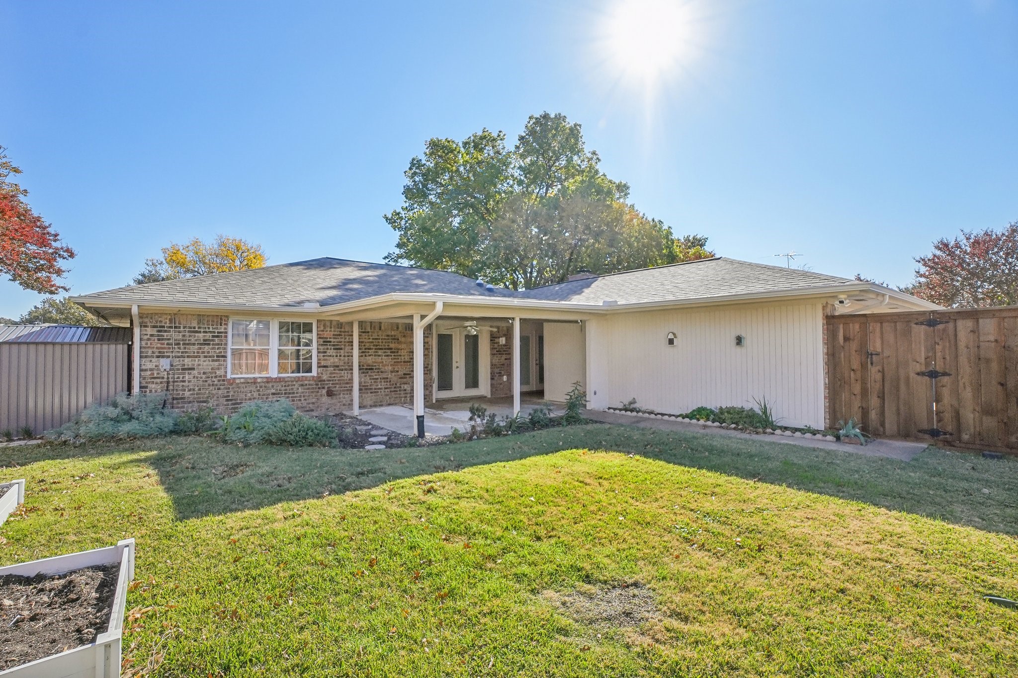 603 Lake Ridge Drive