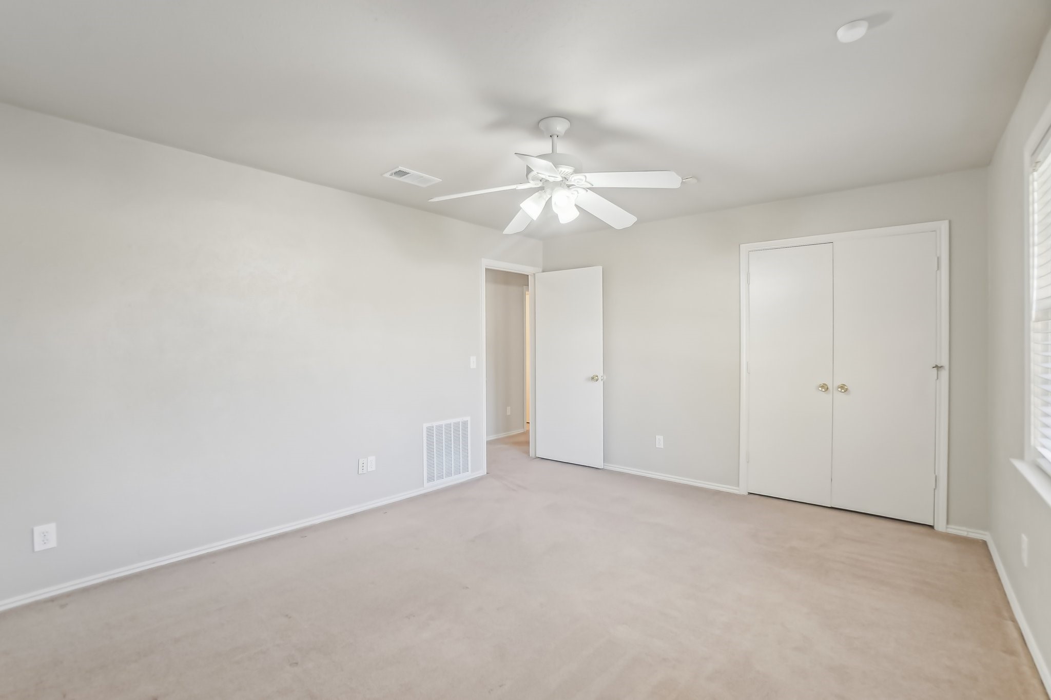 603 Lake Ridge Drive