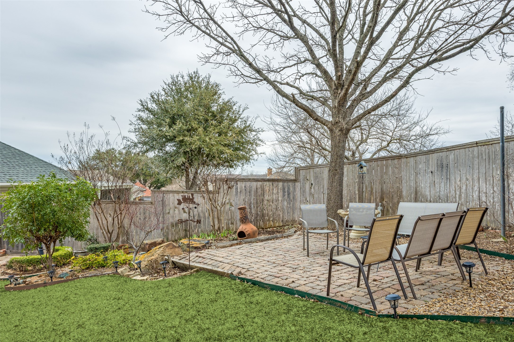 2120 Meadowview Court