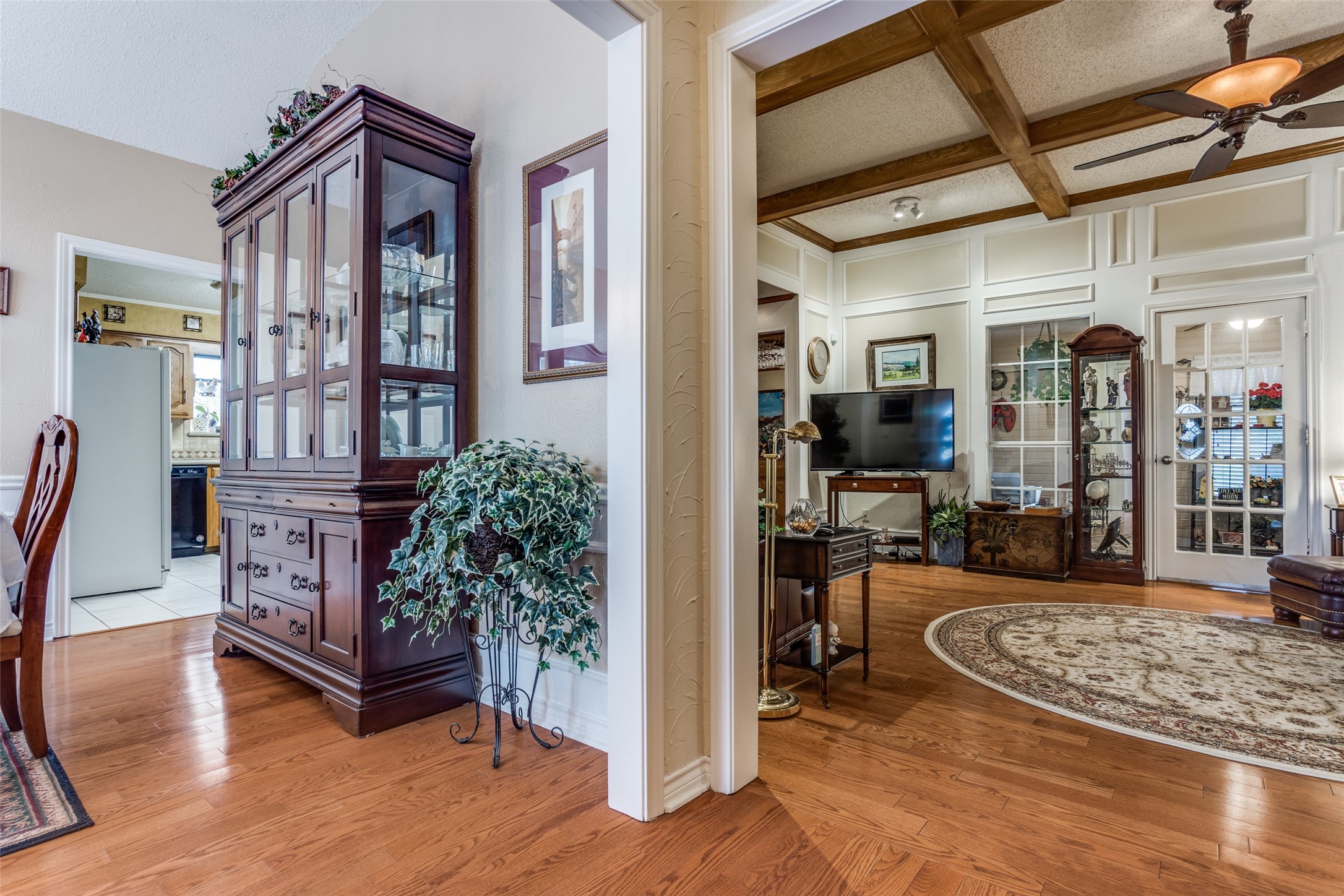 2120 Meadowview Court