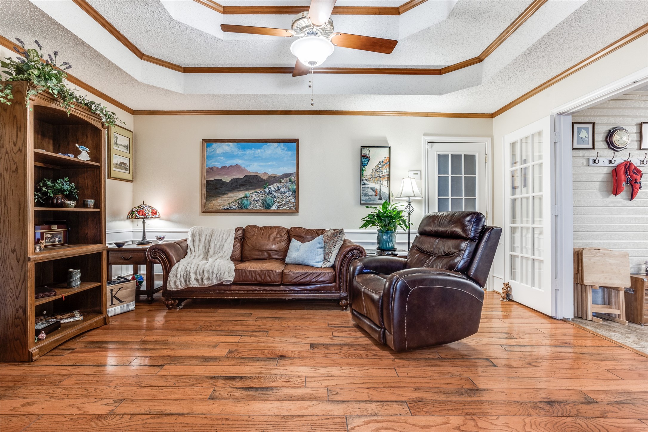 2120 Meadowview Court