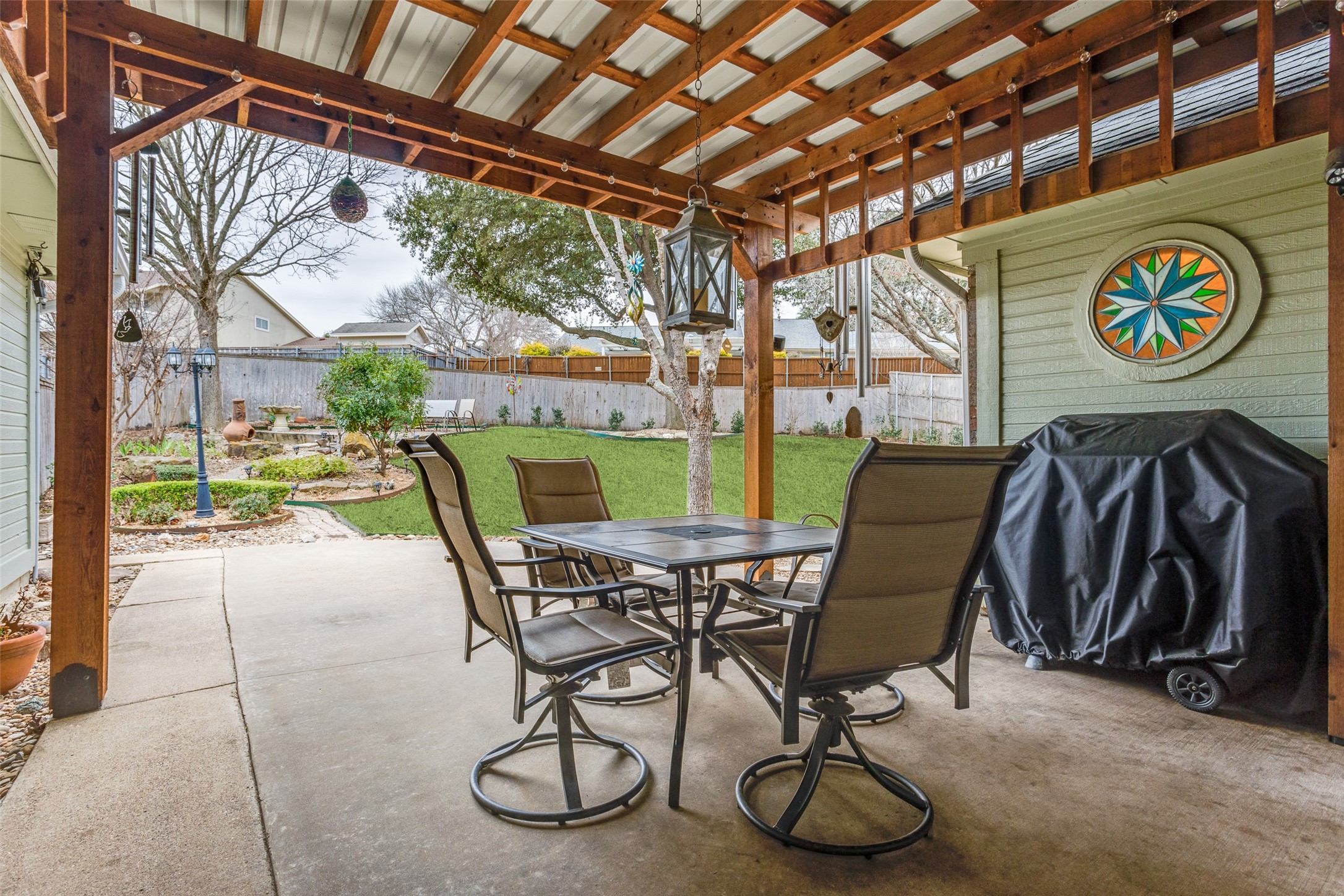 2120 Meadowview Court