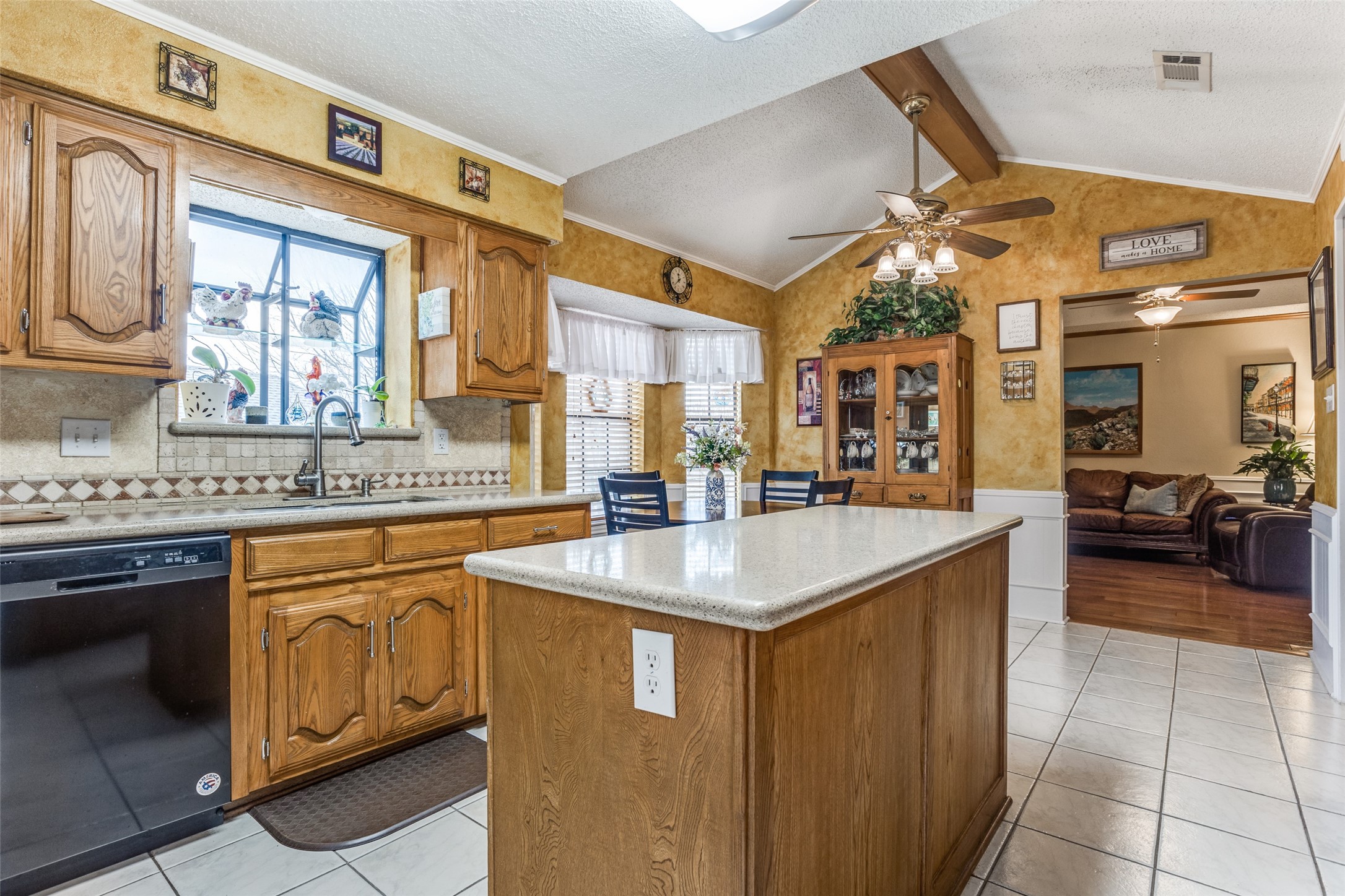 2120 Meadowview Court