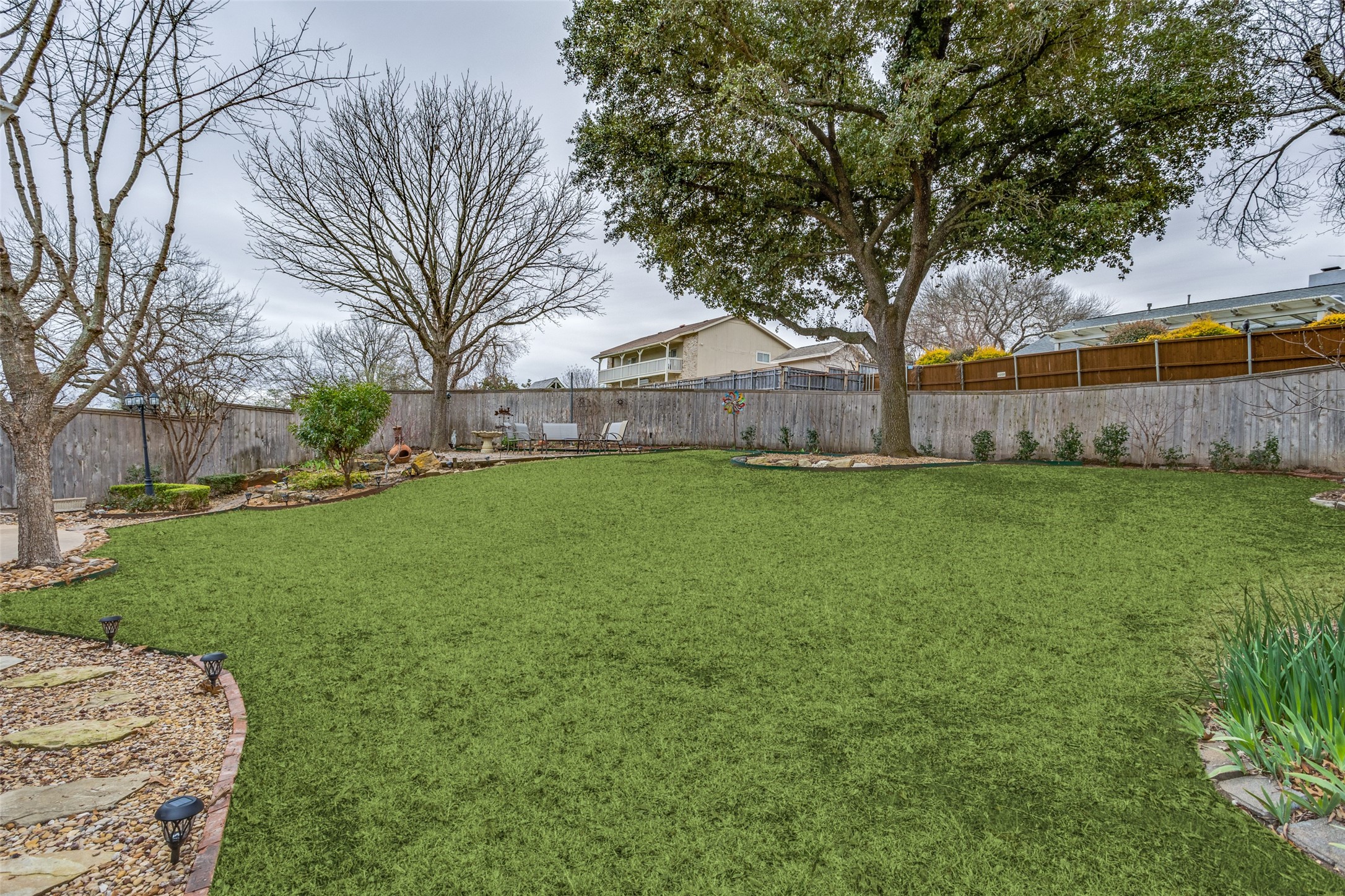 2120 Meadowview Court