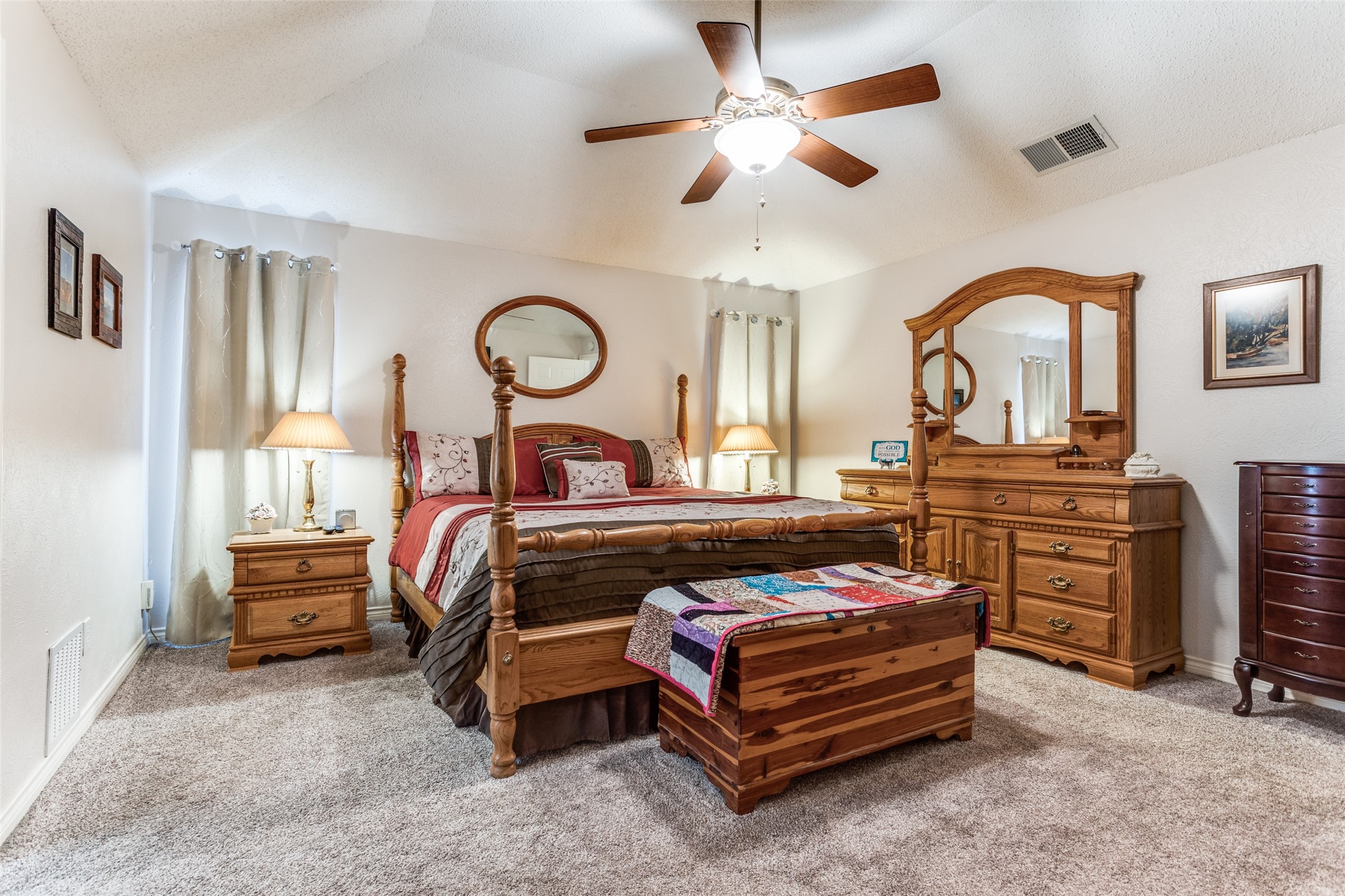 2120 Meadowview Court