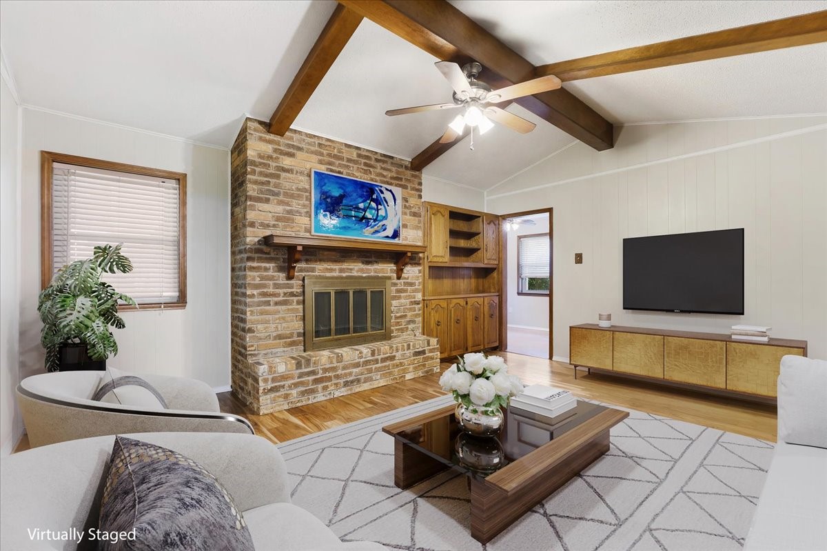10400 Oak Creek Drive