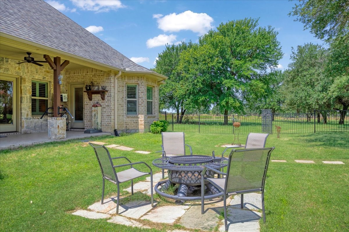 577 Roberts Run
