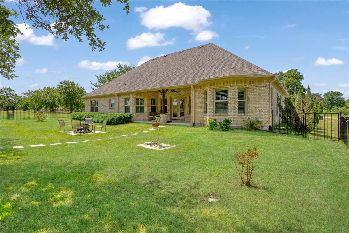 577 Roberts Run