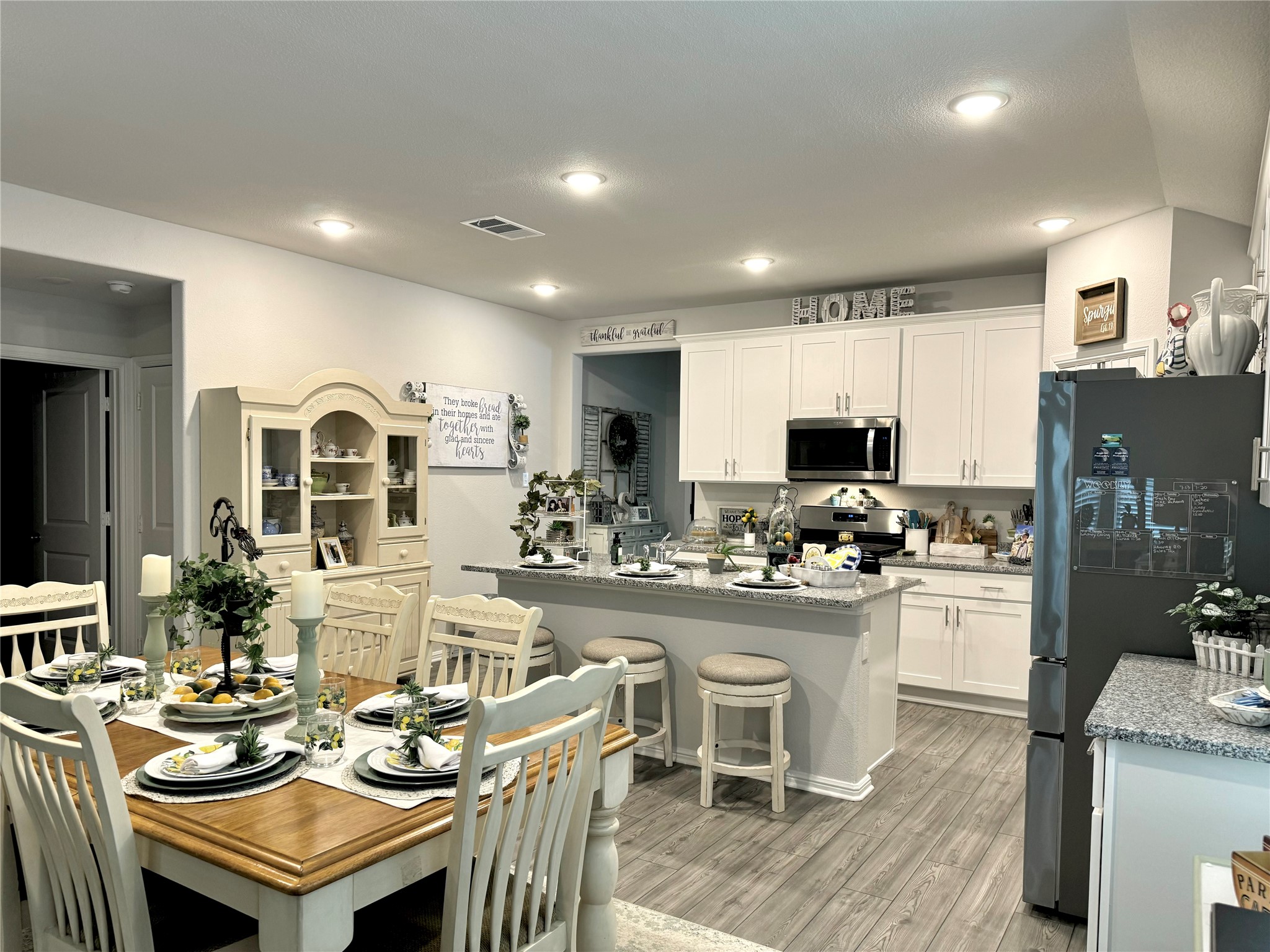 608 N Rain Barrel Place