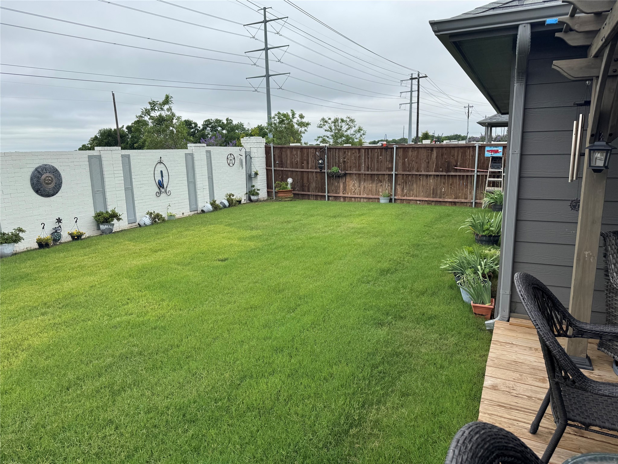 608 N Rain Barrel Place